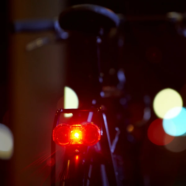 B&M Toplight Flat E S-Pedelec Taillight - 329/5ALE0211 - 329/8ALE0211 2 B&M Toplight Flat E S-Pedelec Taillight - 329/5ALE0211 - 329/8ALE0211 – Bild 2