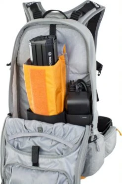 EVOC FR Enduro E-Ride 16 Backpack -Bosch Verkaufsgeschäft evoc fr enduro e ride 16 battery