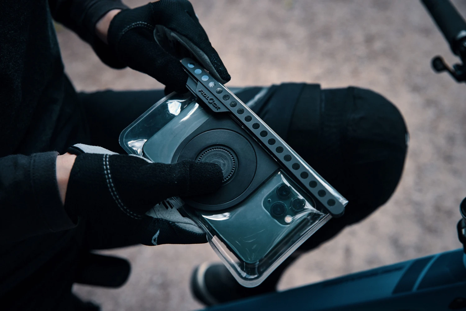 Fidlock VACUUM Uni Phone Case 5 Fidlock VACUUM Uni Phone Case – Bild 5