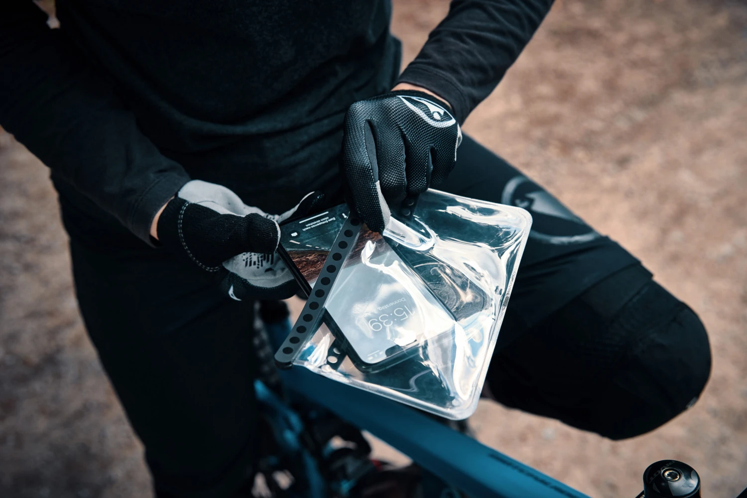 Fidlock VACUUM Uni Phone Case 4 Fidlock VACUUM Uni Phone Case – Bild 4