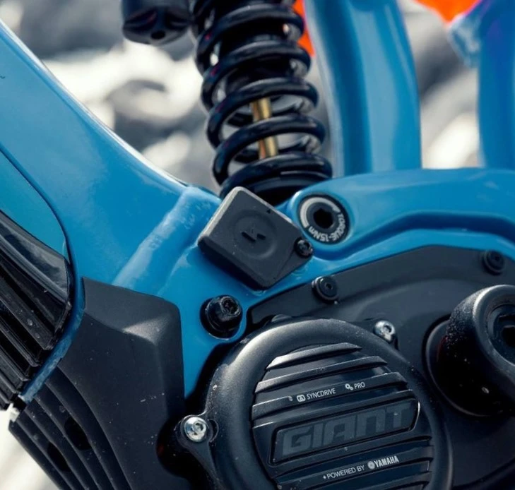 Giant Charging Contact Cover Downtube 2 Giant Charging Contact Cover Downtube – Bild 2