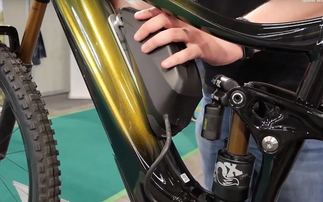 Giant EnergyPak Plus Range Extender Montageplatte 3 Giant EnergyPak Plus Range Extender Montageplatte – Bild 3