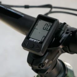 Giant RideDash Plus ANT+ E-Bike Computer -Bosch Verkaufsgeschäft giant ride dash plus ant montiert