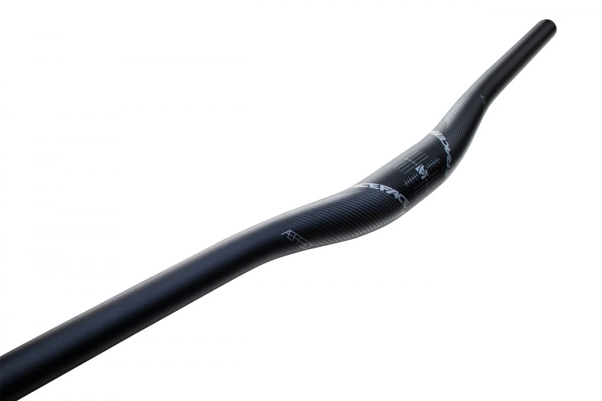 Race Face Aeffect R 35 Lenker 35x780mm Schwarz 20mm 1 Race Face Aeffect R 35 Lenker 35x780mm Schwarz 20mm