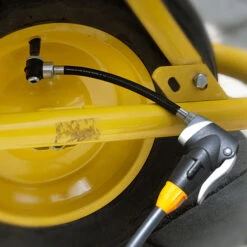 SKS Zipflinger Schlauchadapter -Bosch Verkaufsgeschäft zipflinger action 2